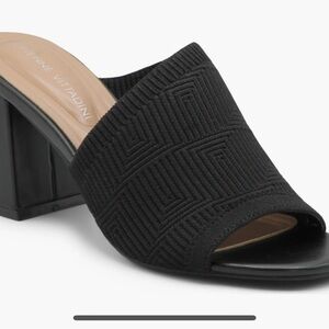 Adrienne Vittadini Black Textured Mules